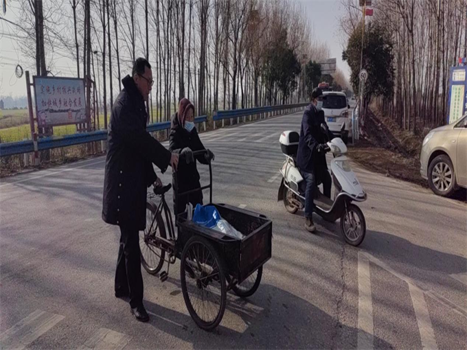 ������ƺӿh��������ͨ־Ը��(d��o)����(w��)�������ȡ������o(h��)Ⱥ�����Ȱ�ȫ�����